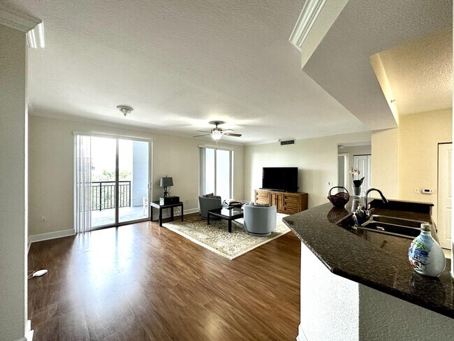 Foto del edificio - 1690 Renaissance Commons Blvd