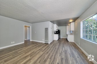Foto principal - 6021 Carlton Way