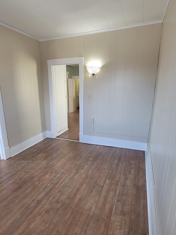 Foto del edificio - 54 Birch Ave S