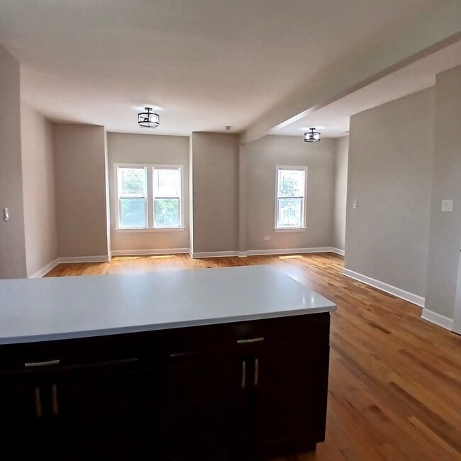 Building Photo - 3614 W McLean Ave