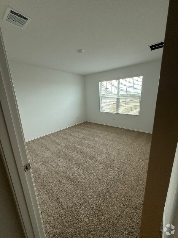 Building Photo - 206 Vis Pk Ln