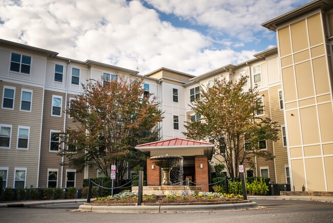 Foto del edificio - The Gables at Druid Hills Senior Apartments