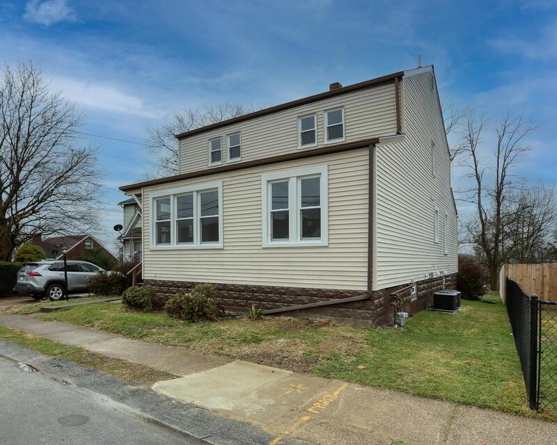 Primary Photo - 211 Wilkins Ave