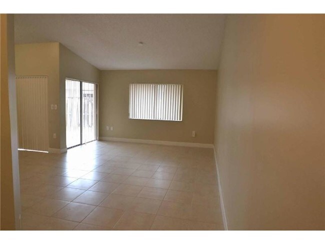 Foto del edificio - 21684 SW 98th Pl