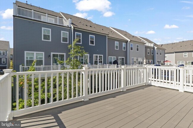 Foto del edificio - 1780 Cherry Birch St