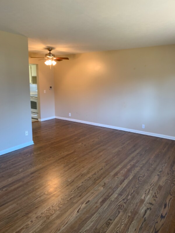 Foto del edificio - 3490 S 82nd St