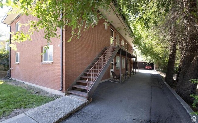 Foto del edificio - 938 Lowell Ave S