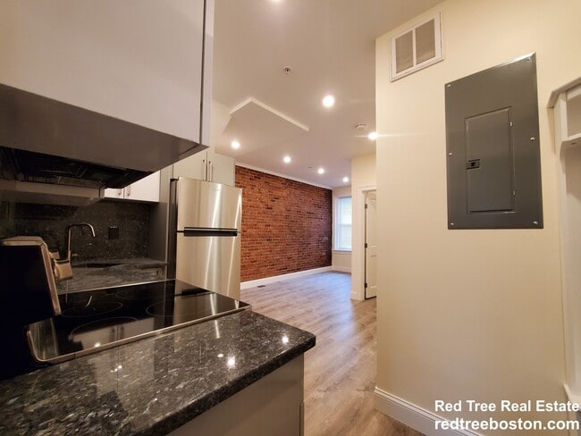 Photo - 1616 Beacon St Apartment