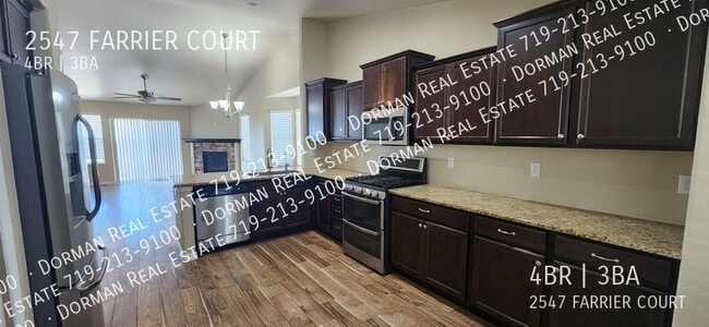 Foto del edificio - 2547 Farrier Ct