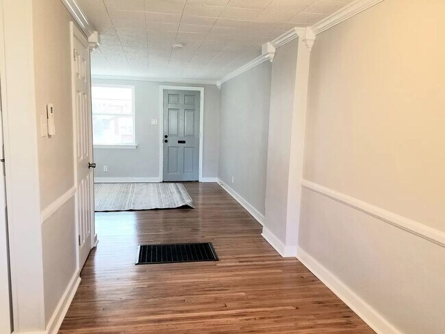 Building Photo - Charming 2 BR / 1 BA home in Lancaster City
