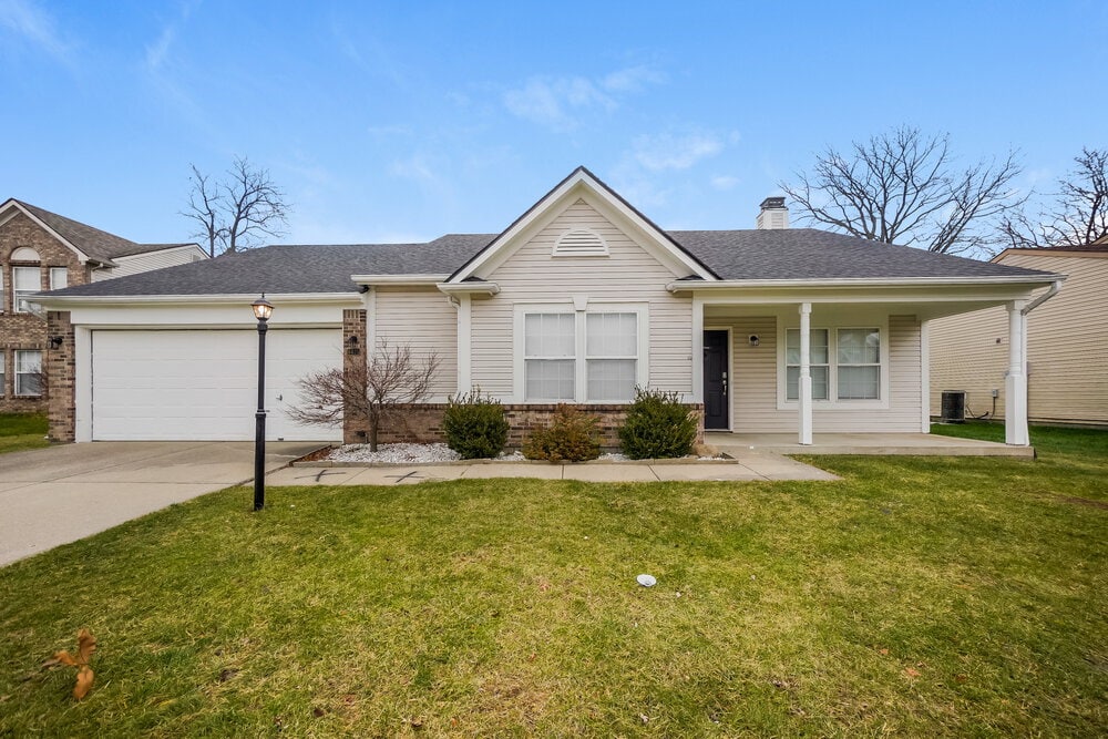 Primary Photo - 6425 Meadowfield Dr