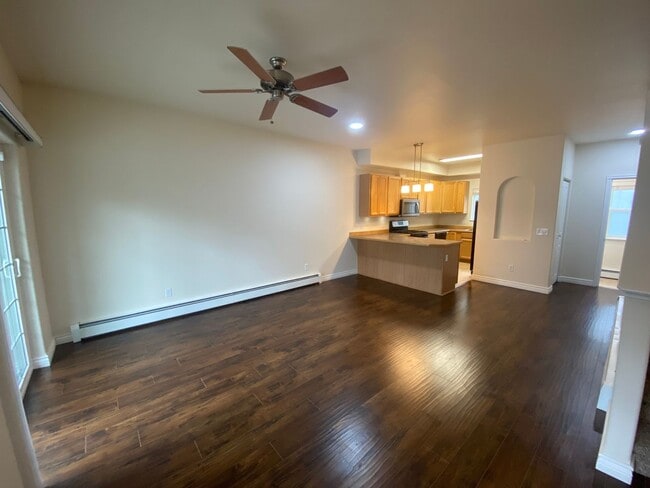 Foto del edificio - A beautifully maintained (2) bed, (1.5) ba...