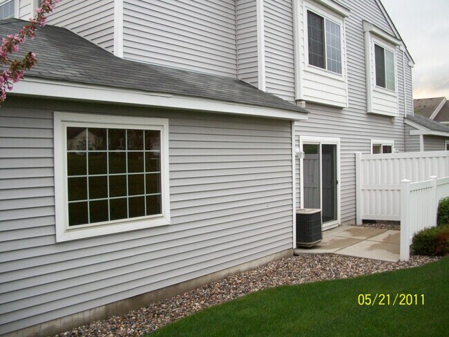 Building Photo - 7630 Arboretum Village Cir
