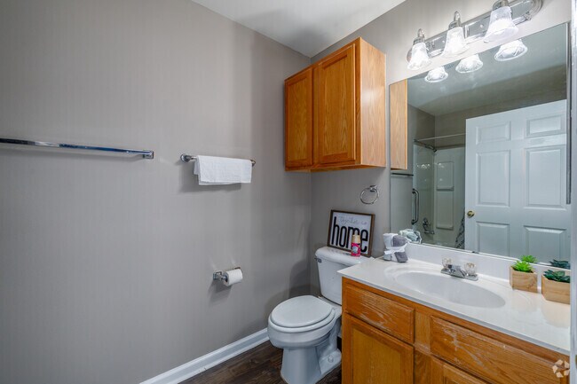 1 dormitorio, 1 baño - 661 pies cuadrados - Baño - Residences at Sherwood