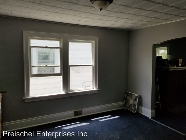 Foto del edificio - 3 br, 1 bath House - 103 Millicent Ave.