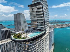 Building Photo - 300 Biscayne Blvd Way