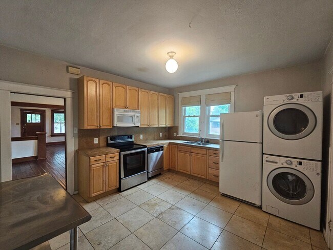 Foto del edificio - 4288 Hooker St