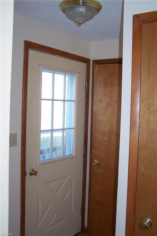 Building Photo - 14759 Cedarwood Ct