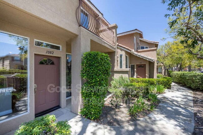 Building Photo - 1082 S St Tropez Ave