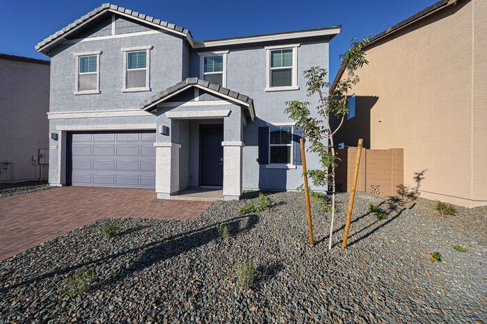 ONE MONTH RENT FREE!! NEW 5 BEDROOM 3 BATHROOM HOME AVILABLE FOR RENT! - NEW 5 BEDROOM 3 BATHROOM HOME AVILABLE FOR RENT!