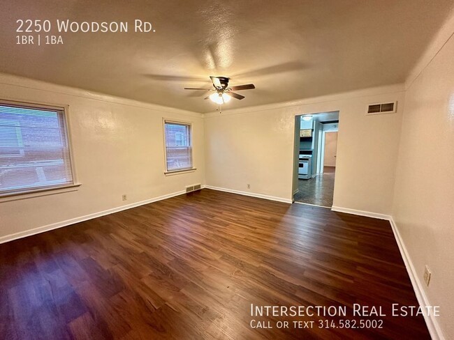 Building Photo - Renovated 1 Bed/1Bath Overland Duplex Apt ...