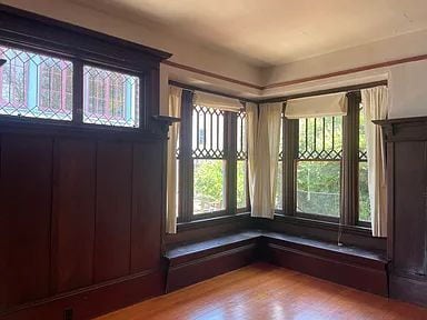 Building Photo - "Charming 1-Bedroom Oasis in the Heart of Berkeley – Perfect Location!"