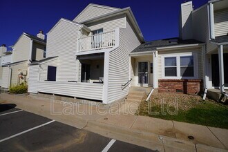 Building Photo - 982 S Pitkin Ct