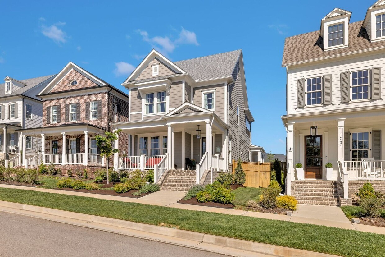 3 bedroom home with 3.5 bathrooms and 2 Car Garage - 3 bedroom home with 3.5 bathrooms and 2 Car Garage