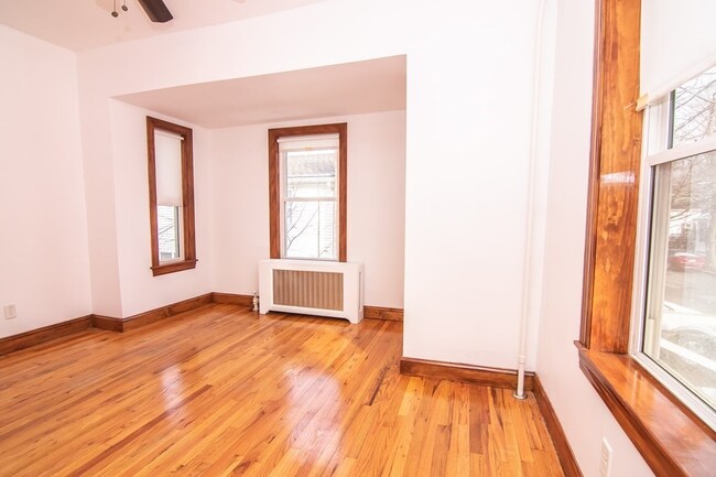 Building Photo - 12 Ravine Terrace