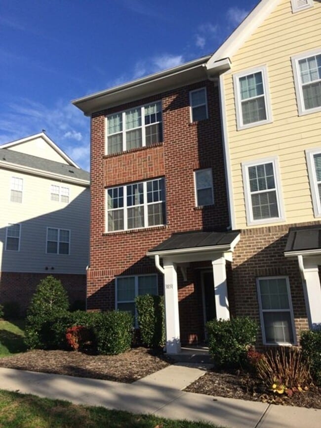 Prelease for January 2026! - Prelease for January 2026! Townhome