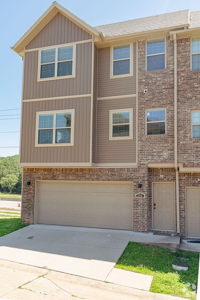 Building Photo - 266 S Slopeside Dr