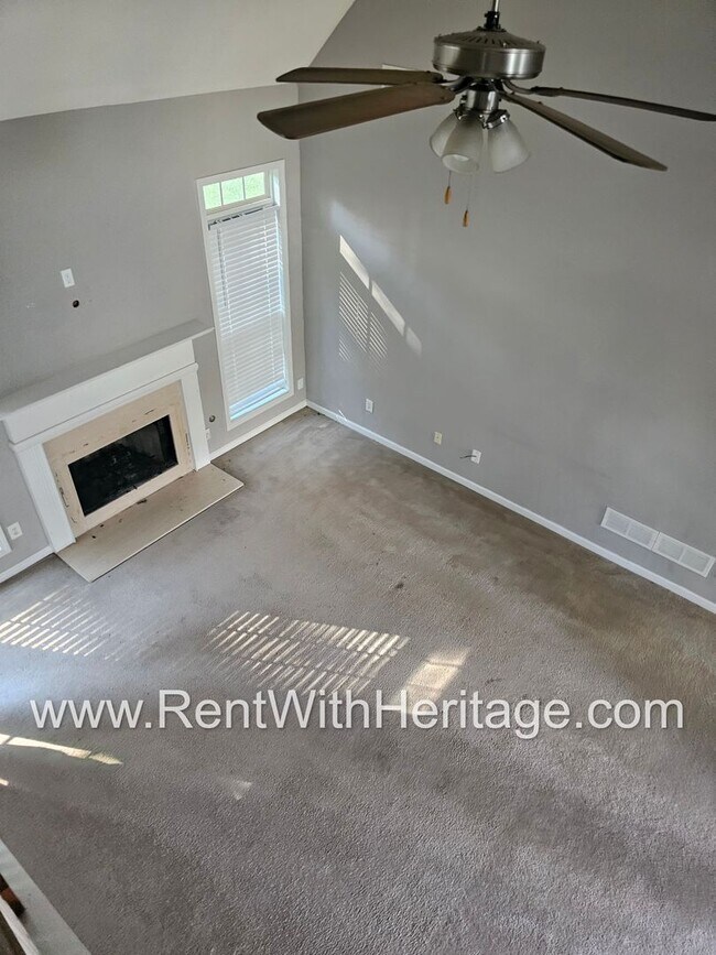 Foto del edificio - Gorgeous 4bd/ 2.5 Bath / Attention to Deta...
