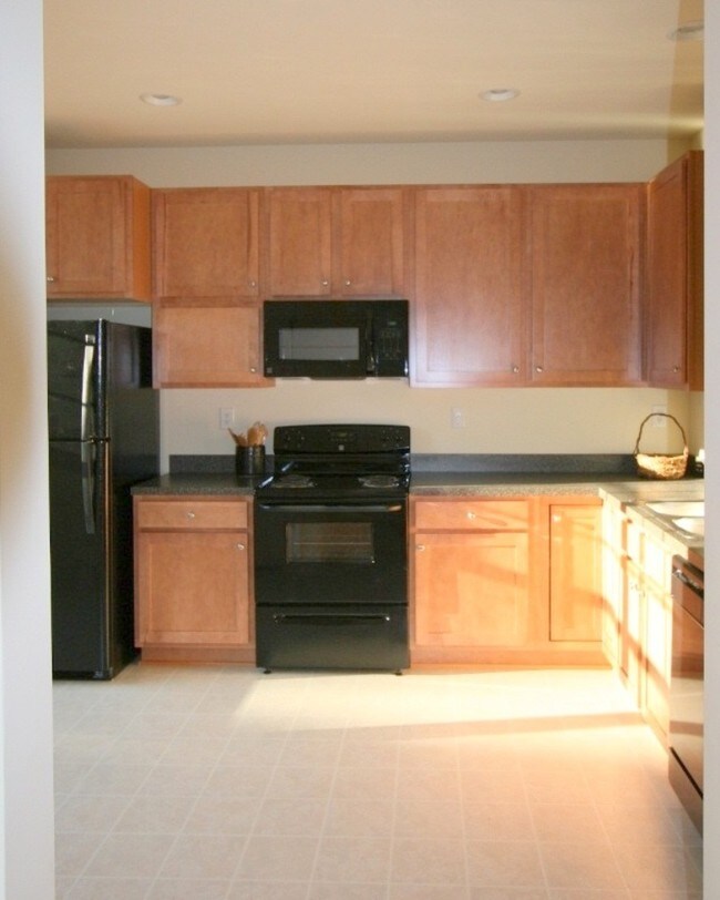 2464 N Berkshire Rd photo'