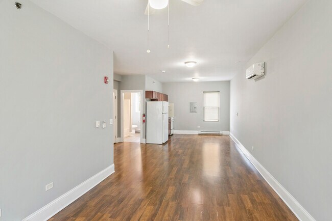 Foto del edificio - 115 N Hickory St