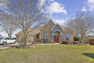 Building Photo - 208 Annette Dr