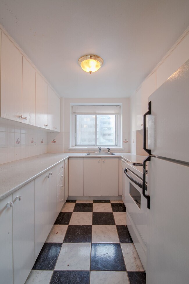 Photo du bâtiment - 3435 Rue Drummond