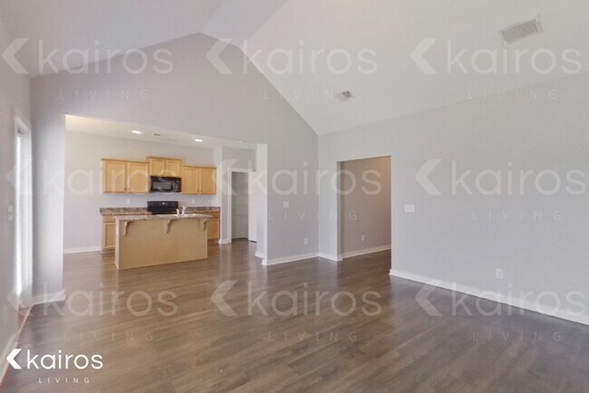 Foto del edificio - 7079 Shadesbrook Dr