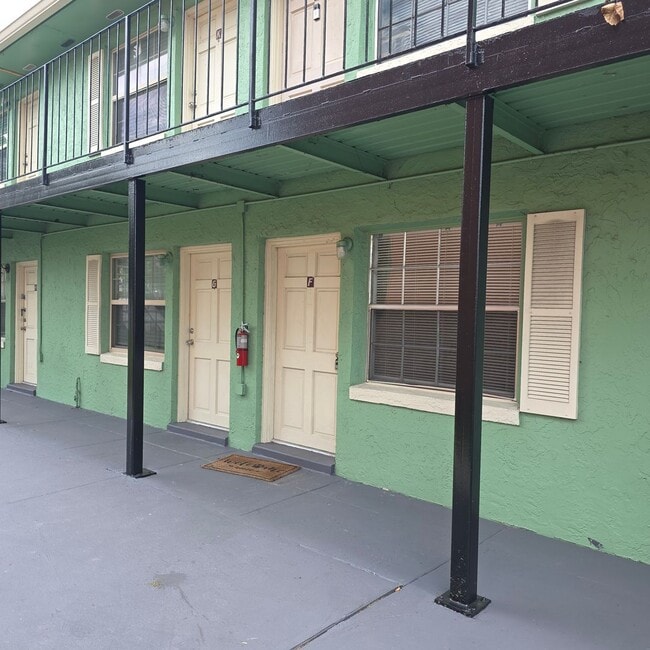 Photo - 1619 W. Oak Ridge Rd. # F Apartment