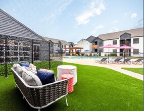 Building Photo - Alara North Burnet