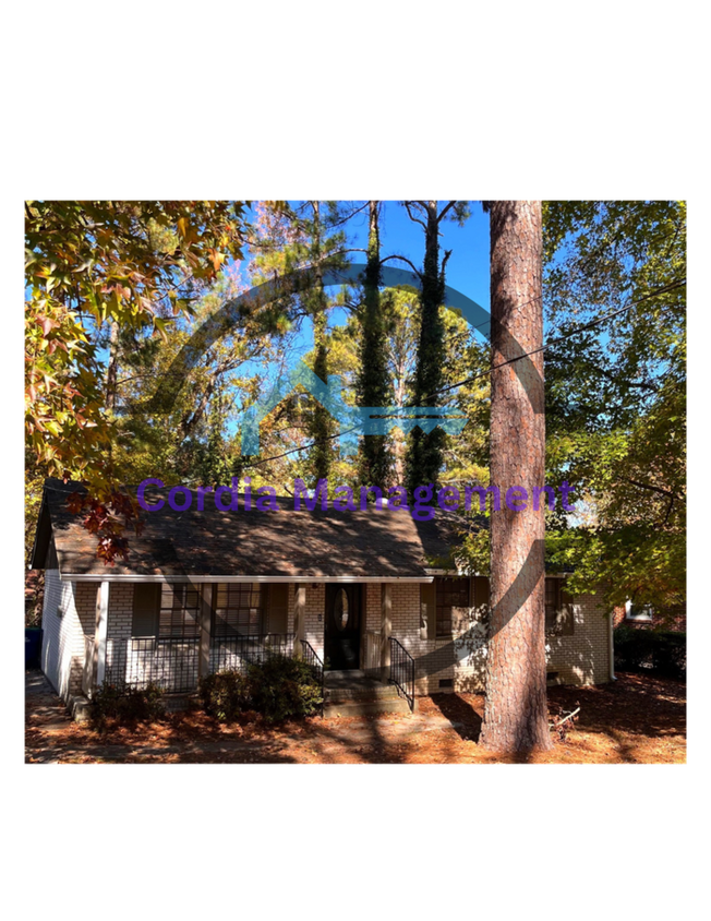 Foto principal - ALL ELECTRIC 3 BR 1.5 Bath Home in College...