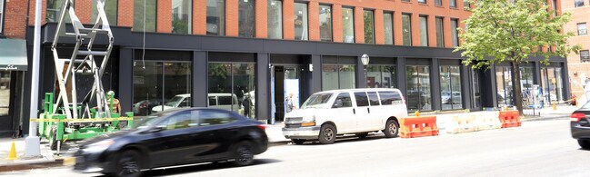 street level - 472 Atlantic Ave