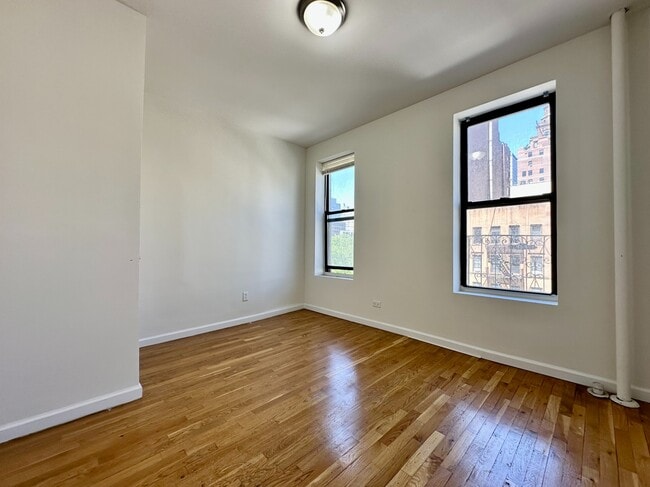 Foto del edificio - 1270 First Avenue