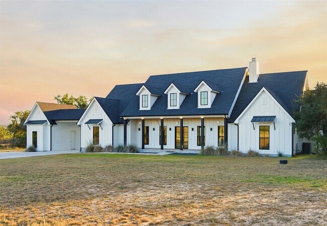 Foto del edificio - 23937 Oscar Rd