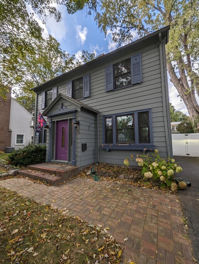 41 Kiniry Dr, Rochester, NY 14609 House Rental in Rochester, NY