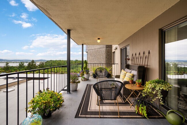 Foto del edificio - 5535 E Evergreen Blvd