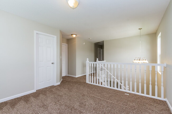 Building Photo - 5617 Sweet River Dr