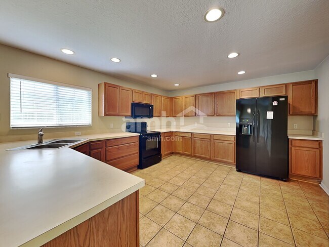 Foto del edificio - 19820 Timberbluff Drive