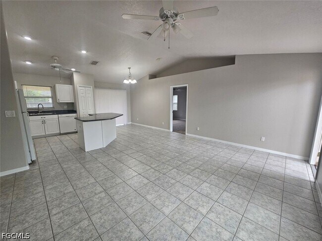 Foto del edificio - 1144 NW 5th Pl