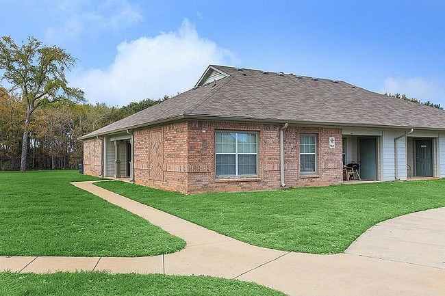 Building Photo - 2405 J J Flewellen Rd