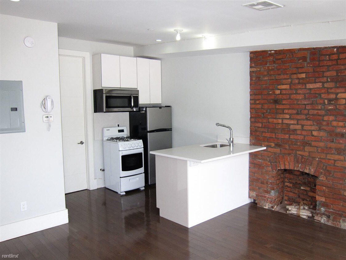Primary Photo - 335 Prospect Ave